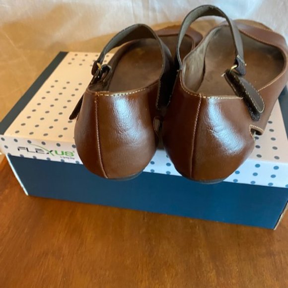 Natural Soul By Naturalizer  Open toe flat shoe size 9.5 - Picture 9 of 9